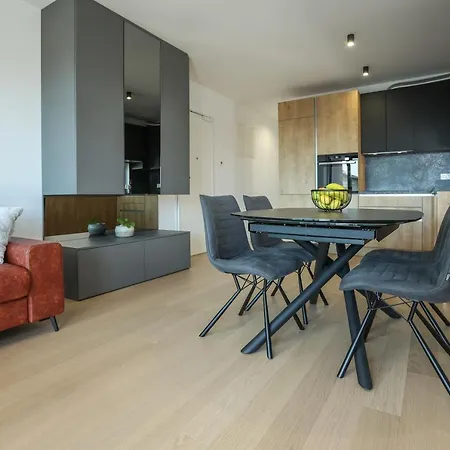 R&r Apartman *